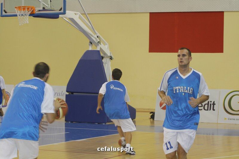 110915 sport 353_tn.jpg